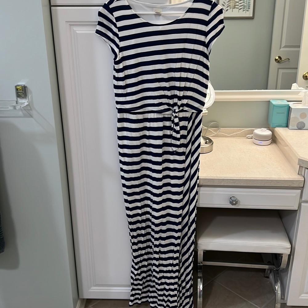 Chico’s size 1 blue and white stripe maxi-dress